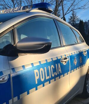 radiowóz policyjny.