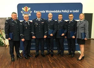 zdjęcie policjantów.
