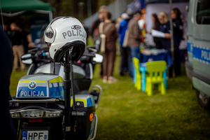 Motocykl policyjny.