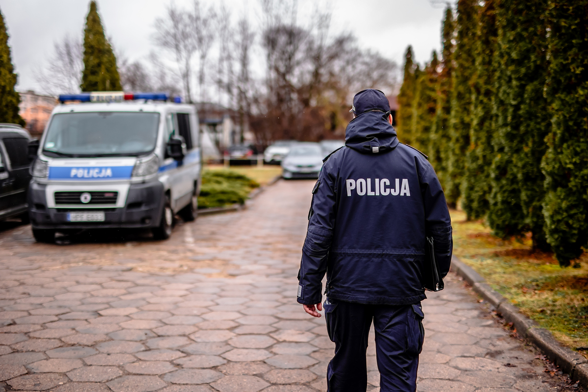 Policja zaleca zasadę 4U w sytuacjach bezpośredniego zagrożenia